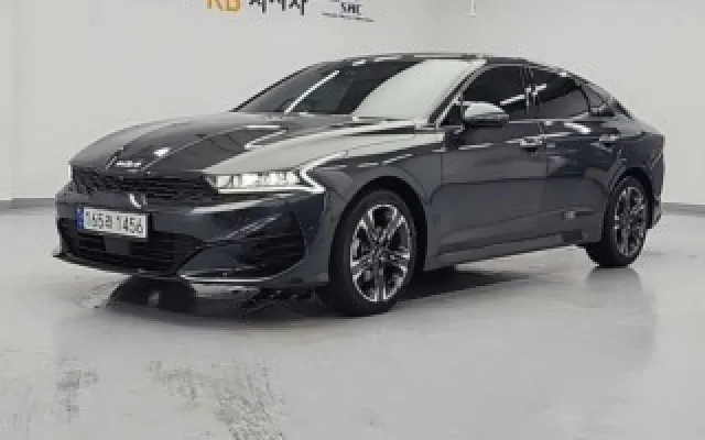수원중고차시세비교 K5 3세대 2.0 시그니처 매물 사진 19 - 2023/04 45,636km